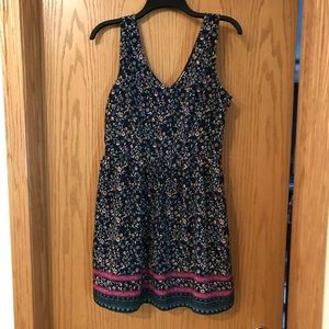 Free with purchase Cute sleeveless dress